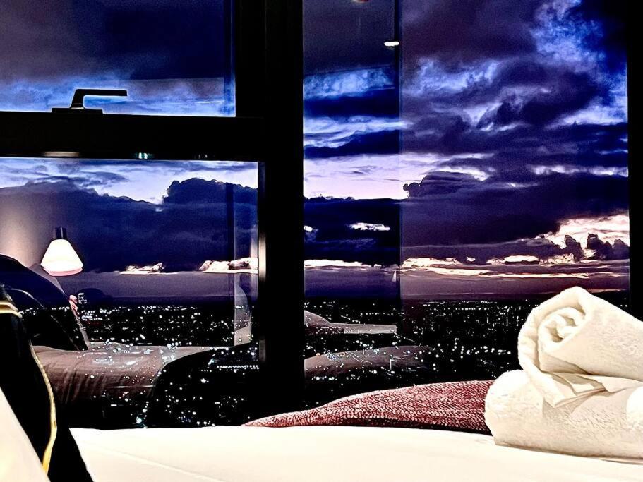 Highrise View 1King1Queen 2Baths Melbourne Exterior photo